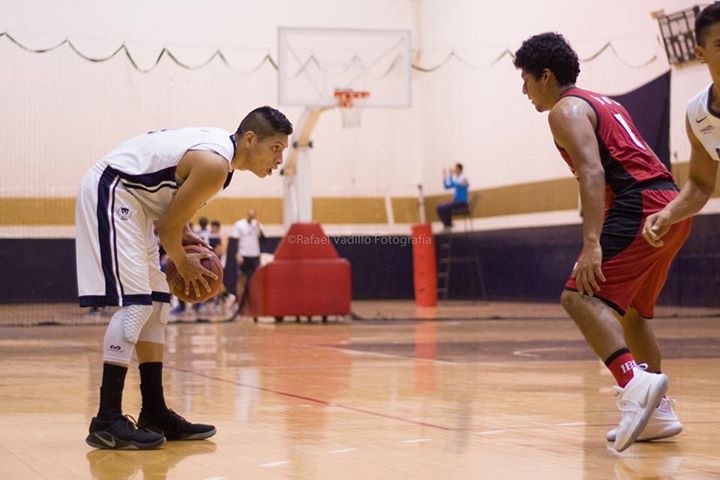Medicina y básquetbol, las dos pasiones de Alexis Hernández