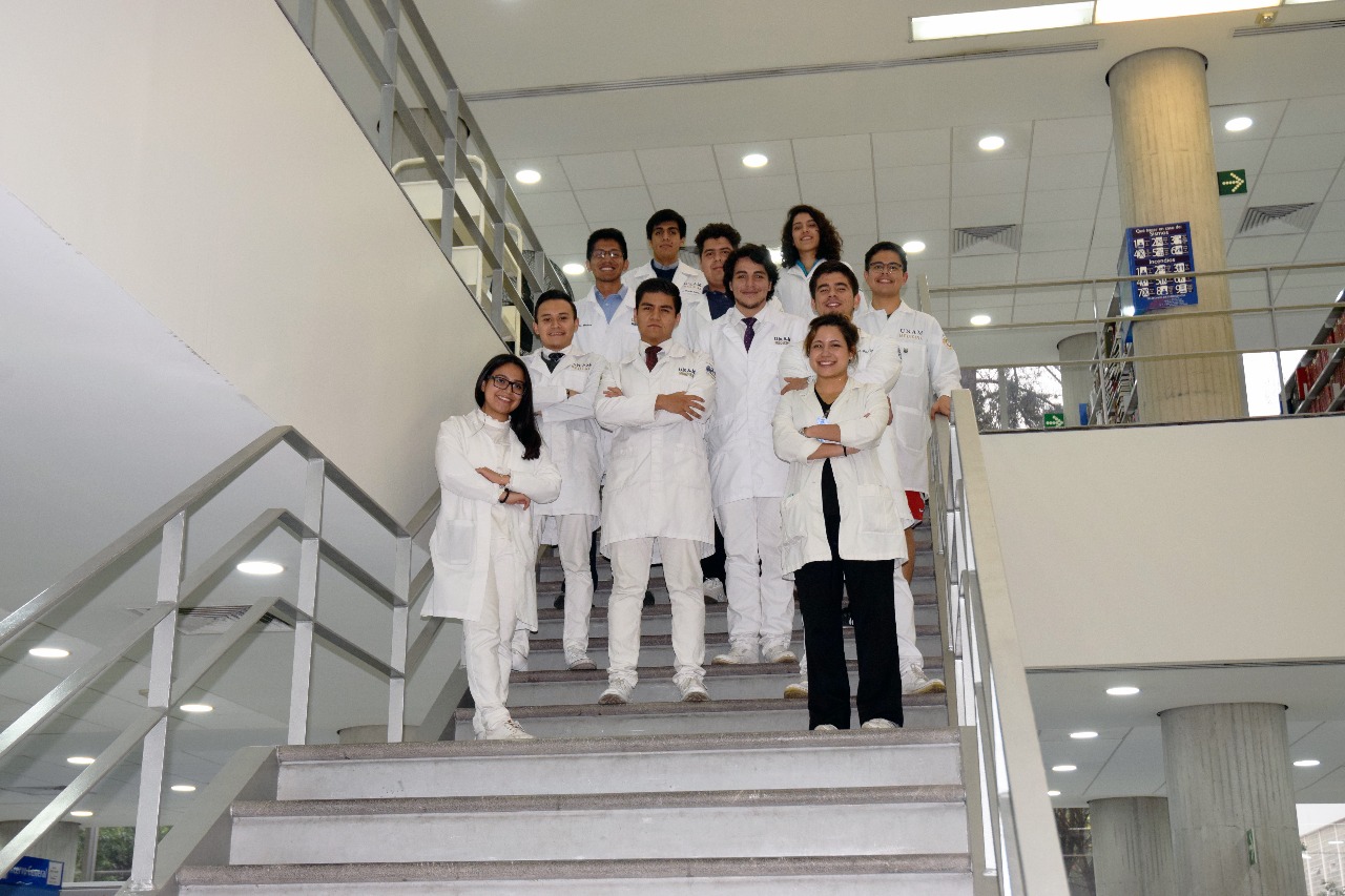Ganan primer lugar en el Concurso “Knowledge Games”