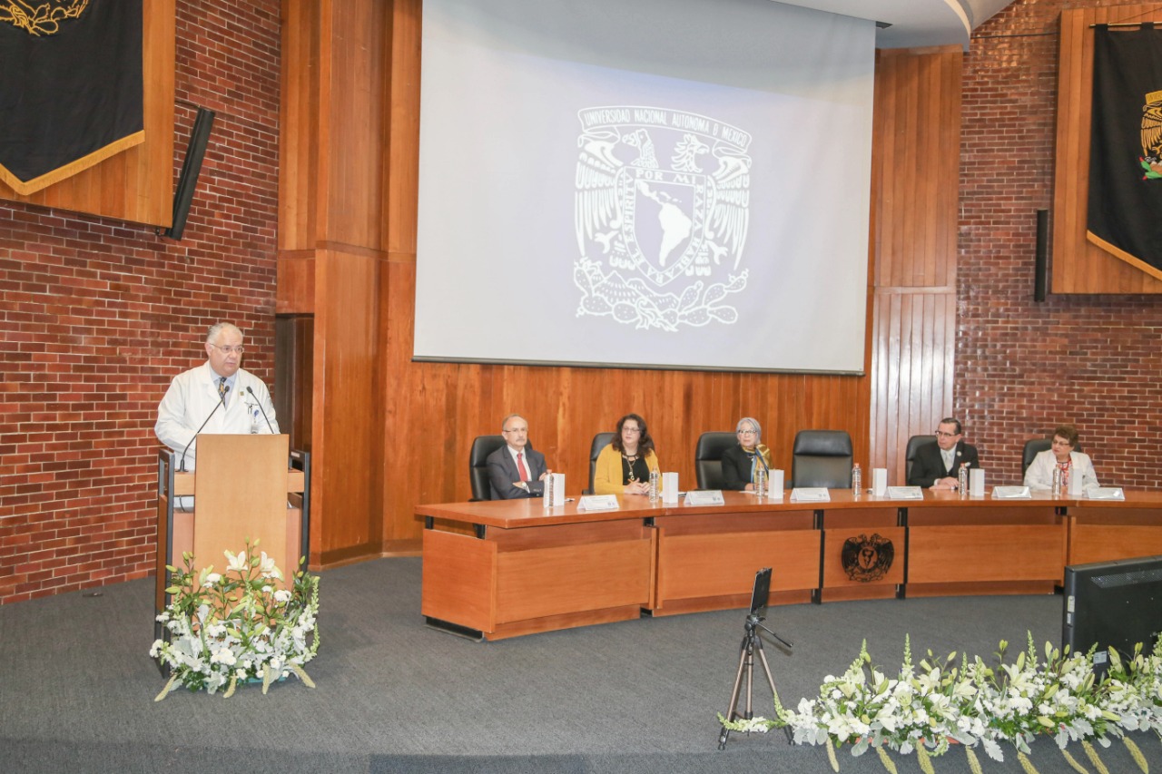 Docentes y alumnos cambian el paradigma en educación médica