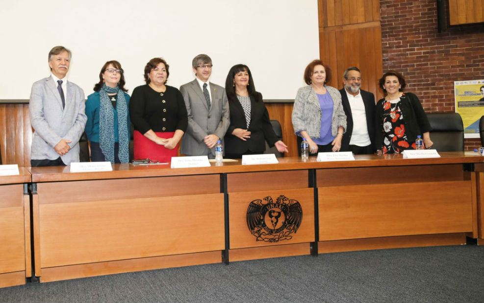 Analizan perspectiva de género en los ámbitos de la ciencia y la salud