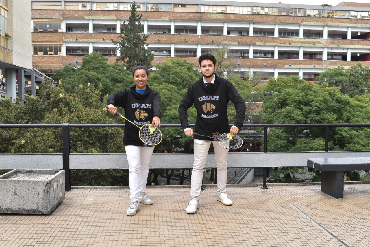 Medalla de plata en bádminton