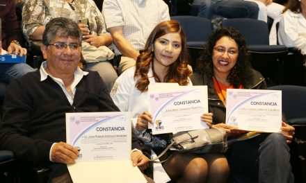 Estudiantes investigan sobre cartílago y el uso de simuladores en Farmacología Terapéutica